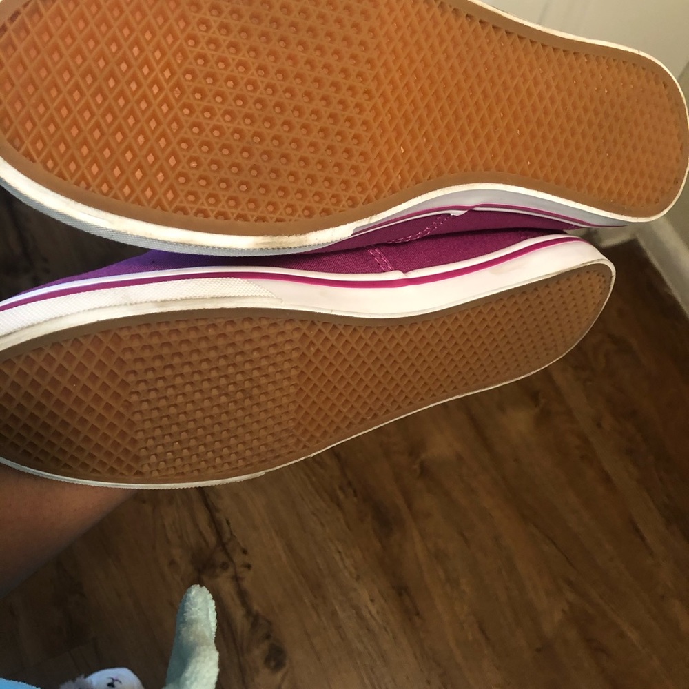 Vans - Picture 5 of 5